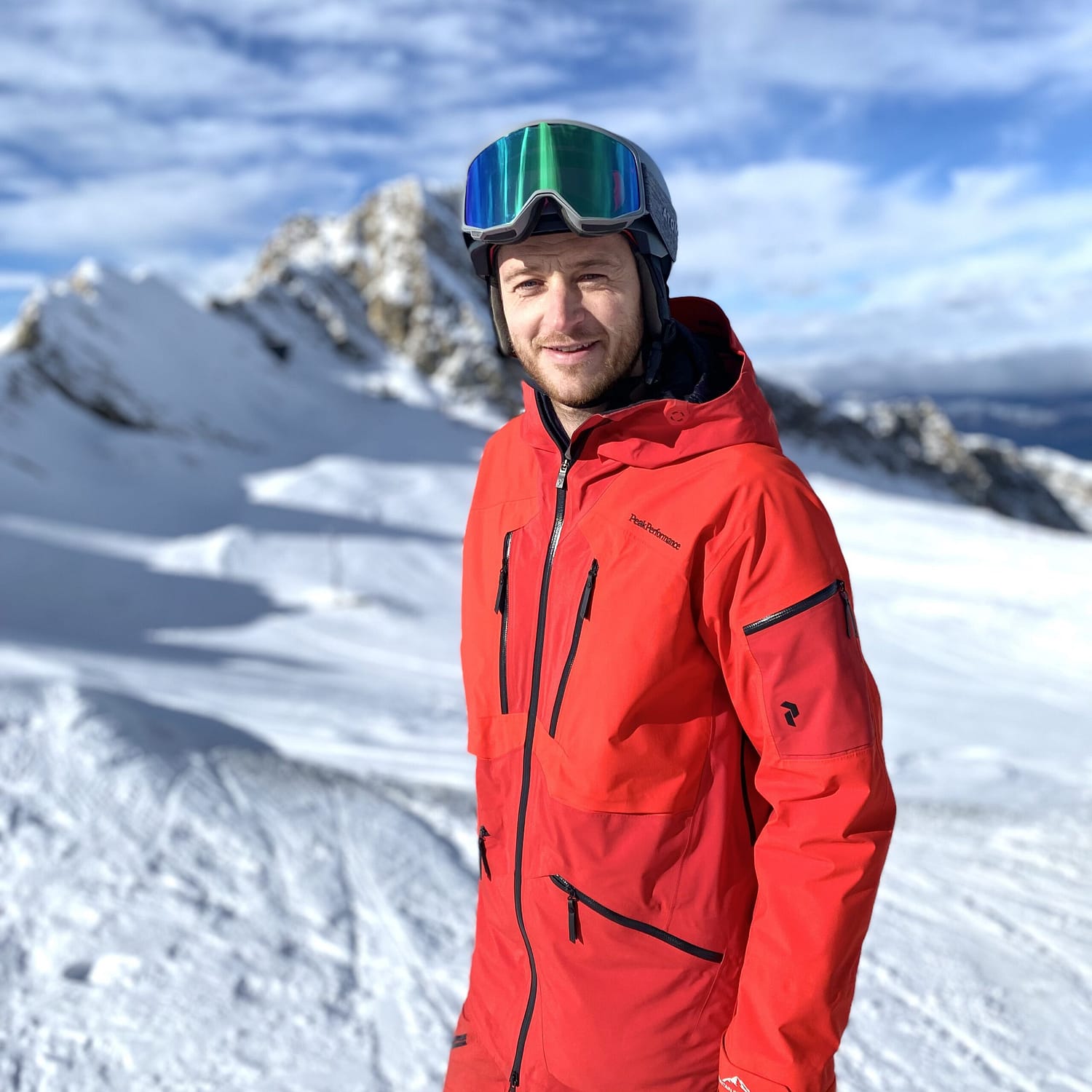 Porträt des Ski Guides Thomas Bruder -Skilehrer am Arlberg und in Flachau